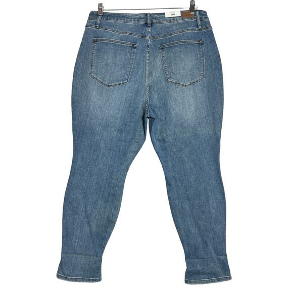 NEW Judy Blue High Rise Southwestern Cuff Relaxed Fit Jeans SIZE 22W Medium Wash - Picture 2 of 10